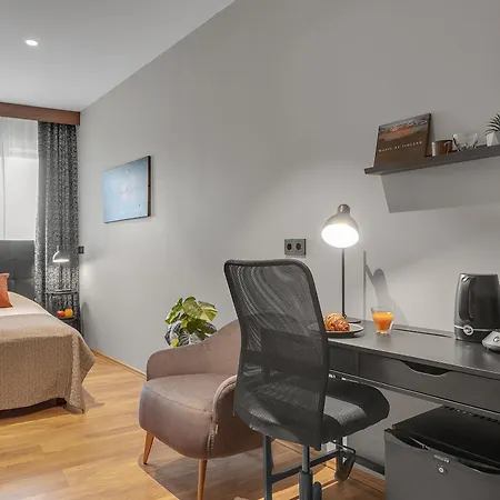 Alva Hotel 2*